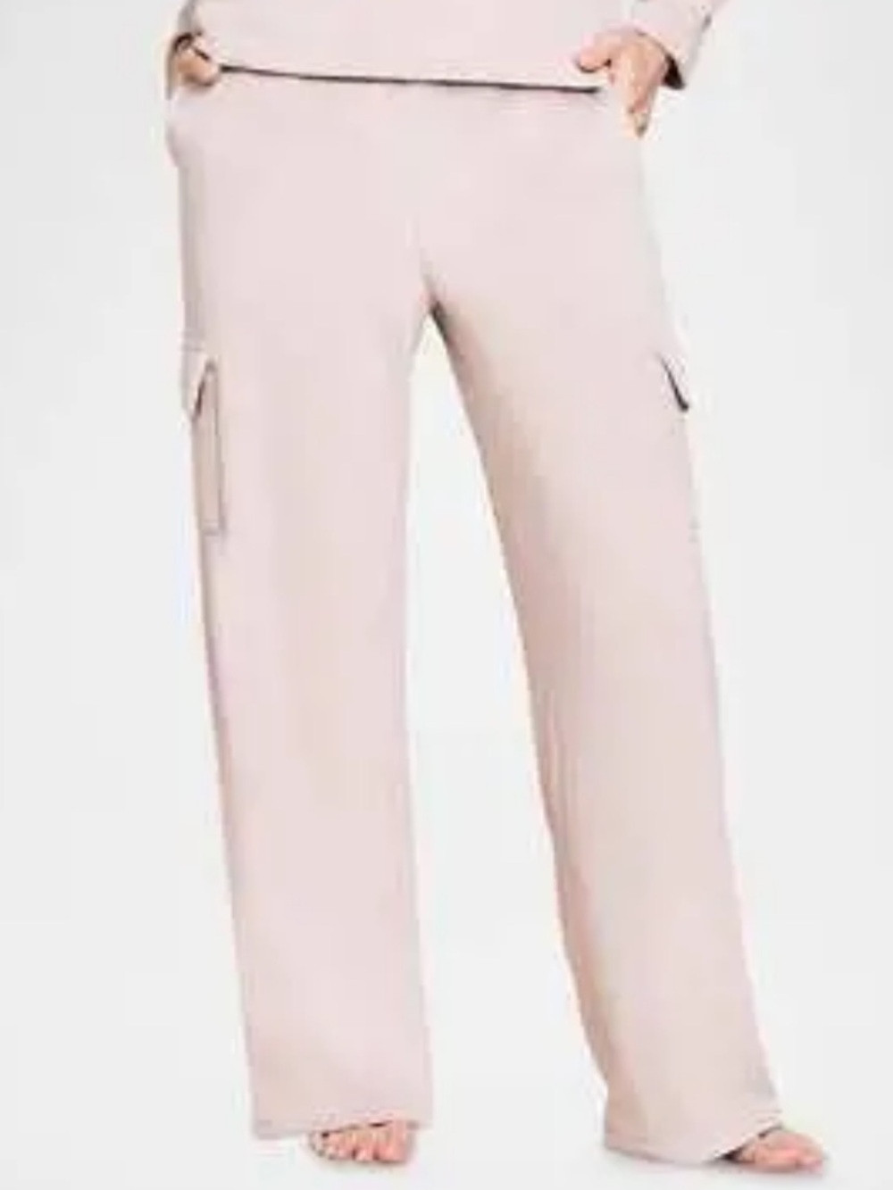NWT BAREFOOT DREAMS Luxechic cargo velour wide leg pants in willow size large